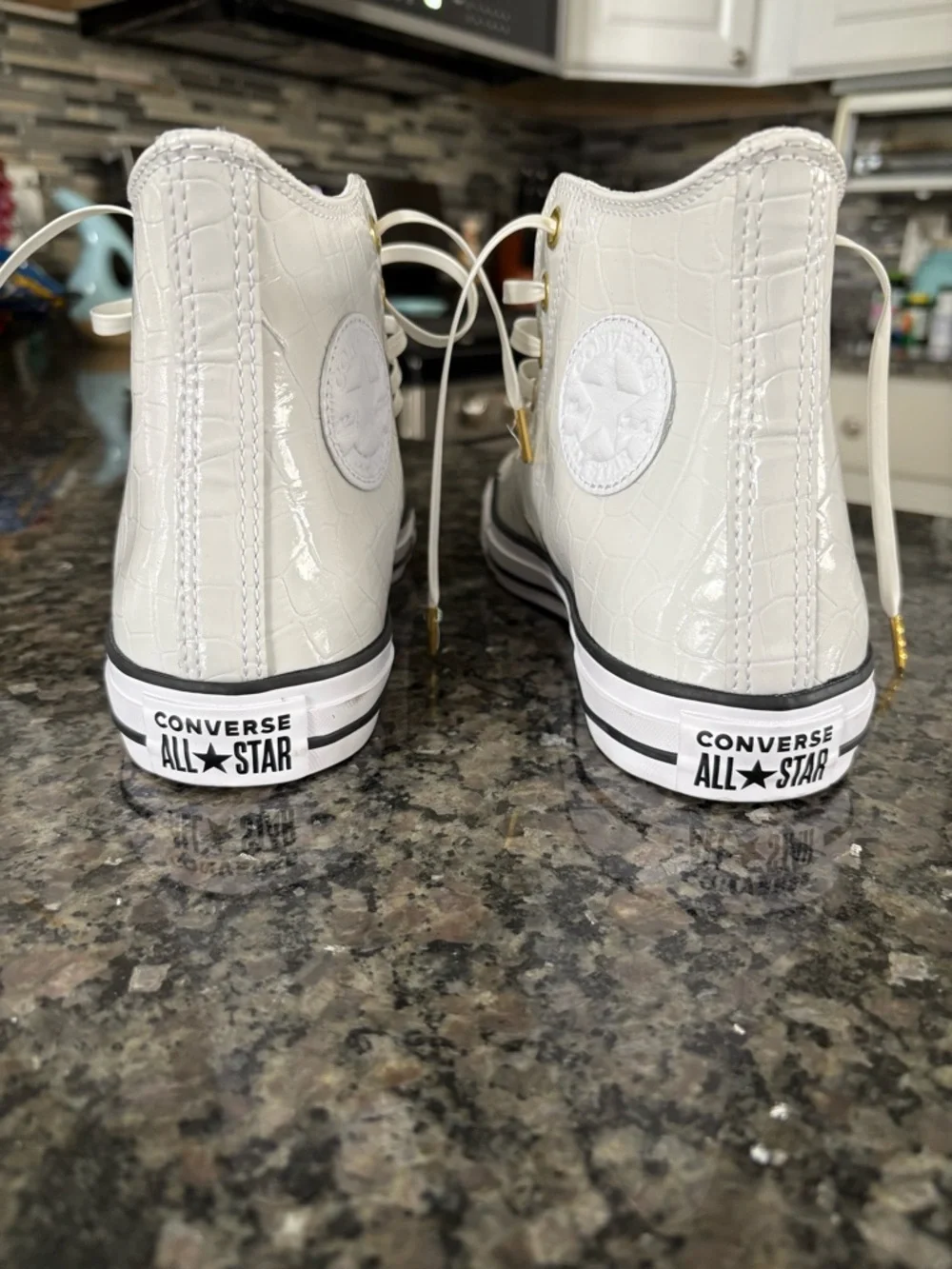 Mens Chuck 70 Leather By You Customized Hightop Sneakers - Picture 3 of 8